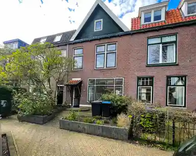 120m2 house to rent for 2595€/month in Chrysantenstraat 38, Hilversum