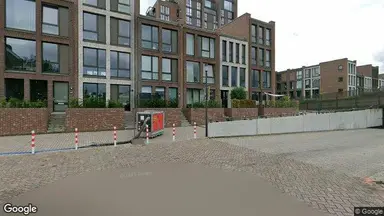 152m2 house to rent for 3250€/month in Prinses Irenelaan, Voorburg