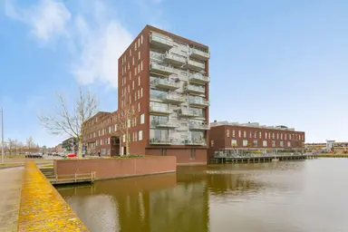 104m2 apartment to rent for 1750€/month in Oudelandselaan 97, Berkel en Rodenrijs