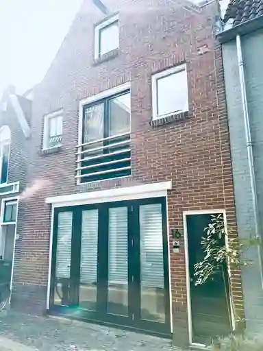 7m2 apartment to rent for 1200€/month in Lange Raamstraat 16, Haarlem