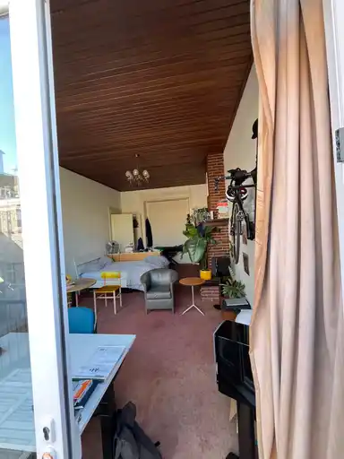 34m2 room to rent for 637€/month in Weteringkade 11, The Hague
