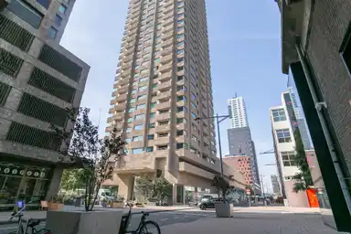 135m2 apartment to rent for 2670€/month in Van Der Hoevenplein 213, Rotterdam