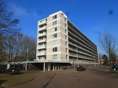 135m2 apartment to rent for 1500€/month in Van der Helmstraat, Rotterdam