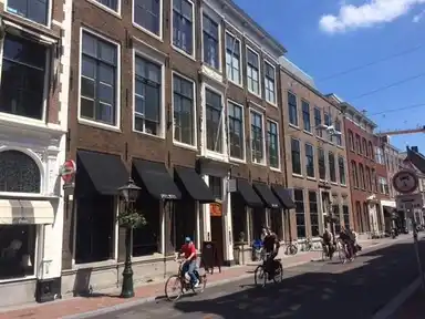 35m2 studio to rent for 1115€/month in Breestraat, Leiden