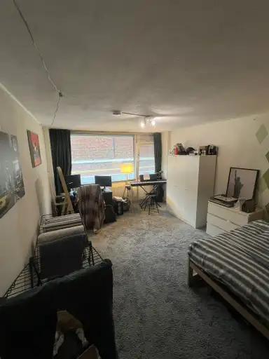 21m2 room to rent for 375€/month in E. du Perronlaan 24, Delft