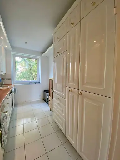 0m2 apartment to rent for 550€/month in Alexander Numankade, Utrecht