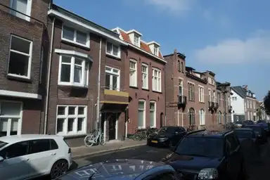100m2 apartment to rent for 1895€/month in Prins Hendrikstraat, Eindhoven