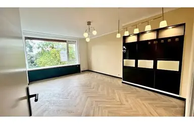 7.432m2 apartment to rent for 735€/month in Ruysdaelplein 16, Rijswijk