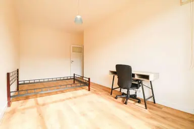 131m2 apartment to rent for 2395€/month in Thorbeckelaan 93, The Hague