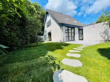 172m2 house to rent for 3180€/month in Reggeplantsoen 2, Almere