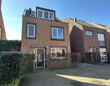176m2 house to rent for 3250€/month in Bundersberg, Amersfoort