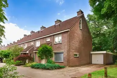142m2 house to rent for 1260€/month in Ankrot 128, Enschede