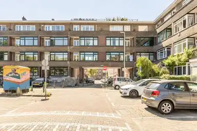 112m2 apartment to rent for 2450€/month in Ungerplein, Rotterdam