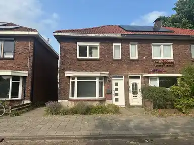 104m2 house to rent for 1250€/month in Mercuriusplein 7, Enschede