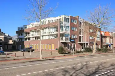 77m2 apartment to rent for 1850€/month in Rijksstraatweg 357, Haarlem