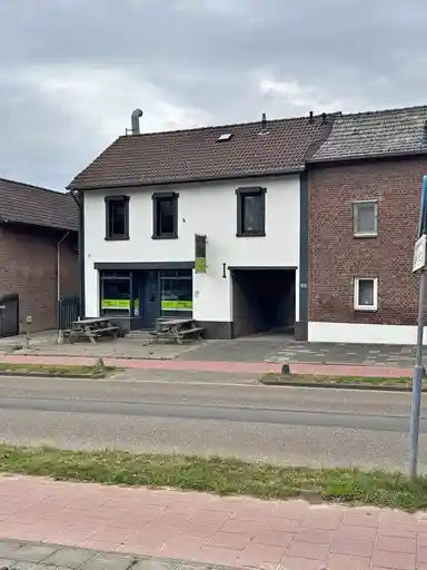 0m2 room to rent for 1234€/month in Vaesrade