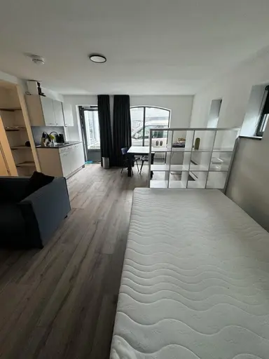 34m2 studio to rent for 1178€/month in Thomas van Kempenstraat, Tilburg