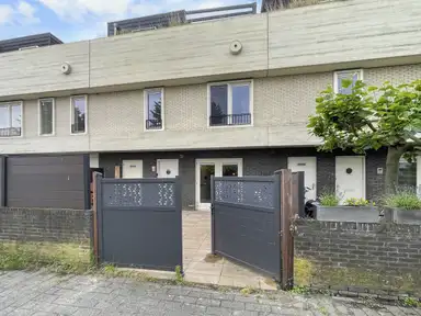 house di 161m2 in affitto a 2950€/mese a Antillenweg 28, Almere