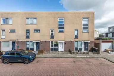 108m2 house to rent for 1900€/month in Bromostraat 1448, Purmerend