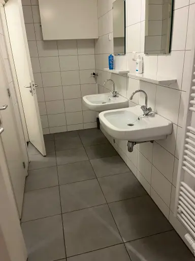 12m2 room to rent for 725€/month in Vest 79, Gouda