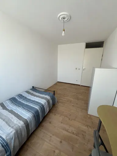 12m2 room te huur voor 900€/maand in Grootscheepmakersstraat 1A-28, Zaandam