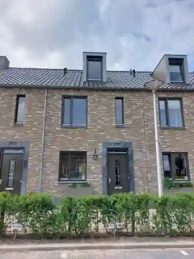 house di 130m2 in affitto a 2100€/mese a Hermelijn 17, 's-Gravenzande