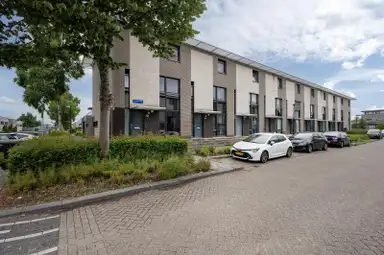 house di 172m2 in affitto a 2750€/mese a Azorenweg 79, Almere