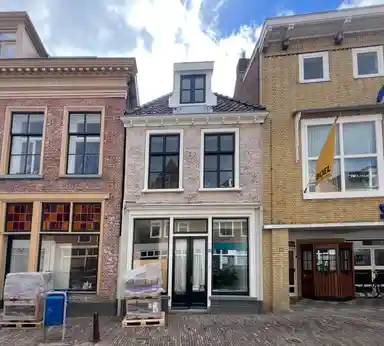 studio di 80m2 in affitto a 1400€/mese a Breedstraat, Leeuwarden