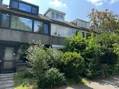 148m2 house to rent for 2750€/month in Saffierstraat 76, Leiden