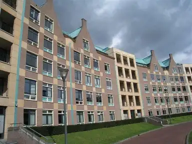 110m2 apartment to rent for 1850€/month in Frans Joseph van Thielpark, Helmond