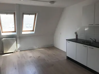 studio di 33m2 in affitto a 1275€/mese a Plakke Venstraat, Almere