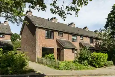 140m2 house te huur voor 1100€/maand in Henri Dunantlaan 121, Doetinchem