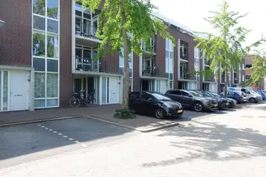 75m2 apartment te huur voor 2250€/maand in Gebroeders Grimmkade, Woerden