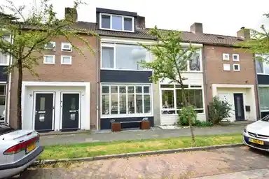 140m2 house te huur voor 2495€/maand in Andreasstraat, Breda