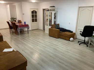 120m2 room to rent for 1100€/month in Raasdorperweg 14, Lijnden