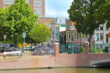 165m2 house to rent for 2950€/month in Volmolengracht, Leiden