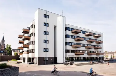 47m2 apartment to rent for 984€/month in Kadeplein 1, Roosendaal