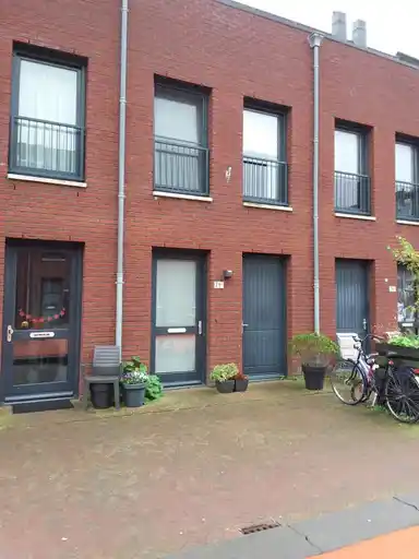 93m2 house to rent for 1830€/month in Saenredamstraat 71C, Haarlem