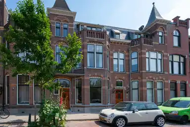 262m2 house te huur voor 6250€/maand in Frederik Hendriklaan 40, The Hague