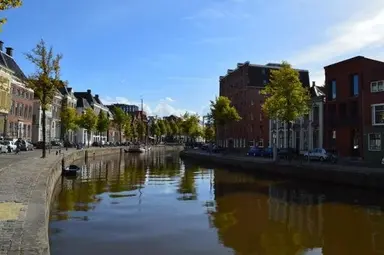 105m2 apartment to rent for 1685€/month in Hoge der A, Groningen