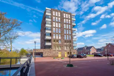 75m2 apartment to rent for 1241€/month in Slauerhoffpad 115, Leiden