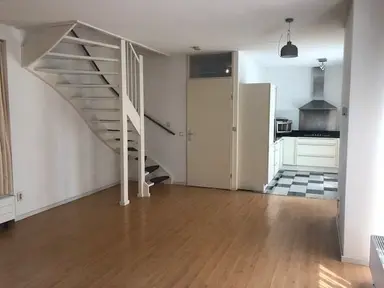100m2 house to rent for 2250€/month in Spinozalaan, Voorburg
