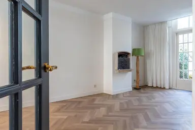 199m2 house to rent for 3950€/month in Sumatrastraat 177, The Hague