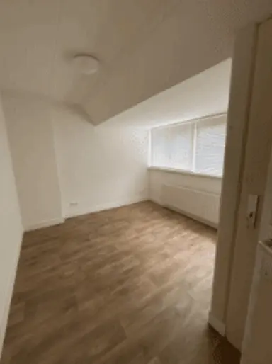 54m2 house to rent for 907.87€/month in Brinkstraat 6-1, Amsterdam