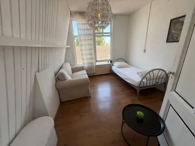 37m2 room to rent for 900€/month in Oude Rijn 176, Leiden