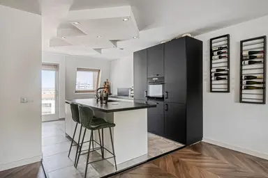 120m2 apartment to rent for 2495€/month in Prins Frederikplein, Rotterdam