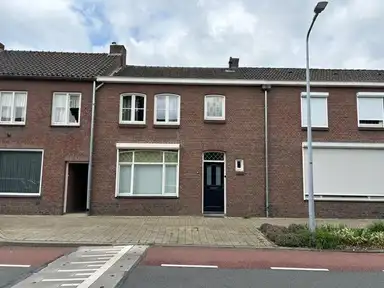 117m2 house to rent for 1500€/month in Kerkstraat 18A, Weert