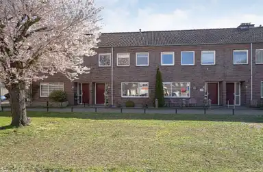 105m2 house to rent for 1330€/month in Roerstraat 2873, Enschede