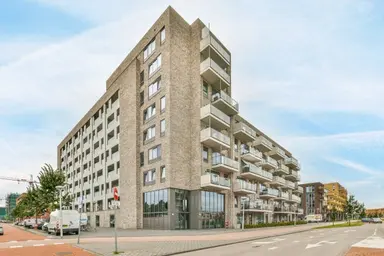 81m2 apartment to rent for 1650€/month in Kees van Dongensingel 94A, Utrecht