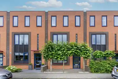 144m2 house te huur voor 2495€/maand in Stijn Streuvelshove, Nieuwegein